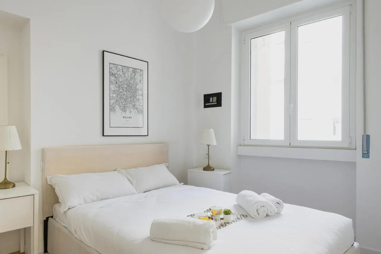 Easylife - Elegante Appartamento Sui Navigli Milaan 0*,  Italië