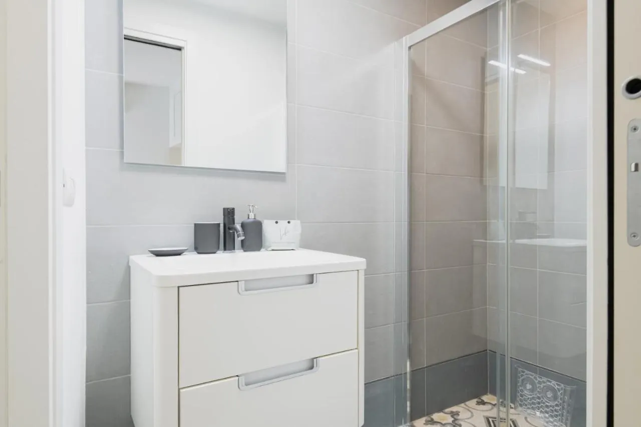 Easylife - Elegante Appartamento Sui Navigli Milaan 0*,  Italië