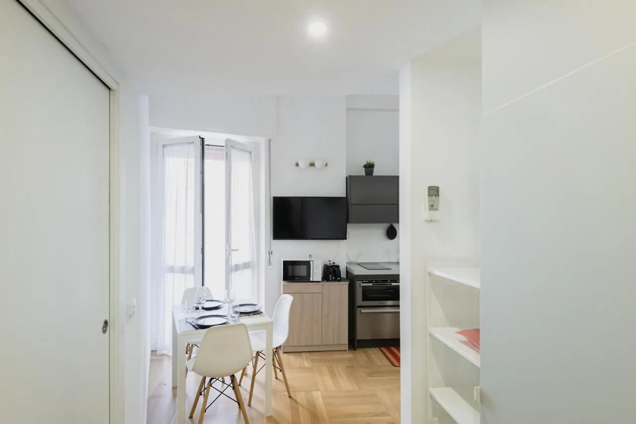 Easylife - Elegante Appartamento Sui Navigli Milaan Appartement